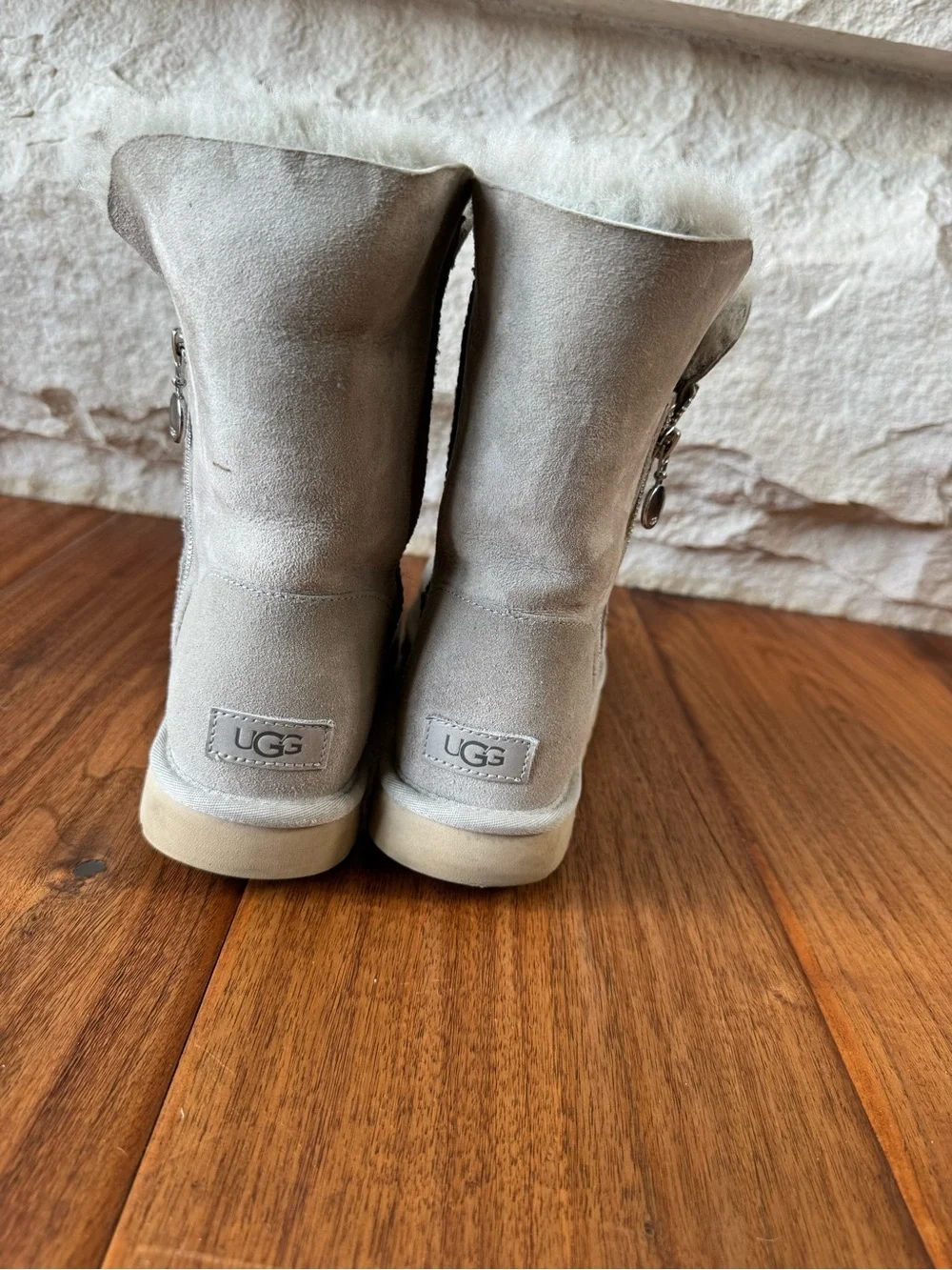 UGG Classic Zip Mini Boots | Women’s US 11 | Light Gray Suede Sheepskin